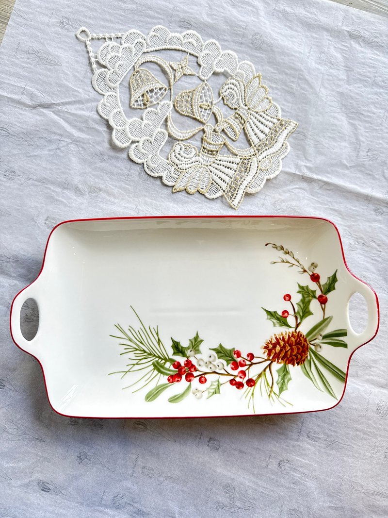 【好日恋物】韩国圣诞果松果子长形餐盘耶诞节礼物红边感恩节 - 盘子/餐盘/盘架 - 瓷 红色