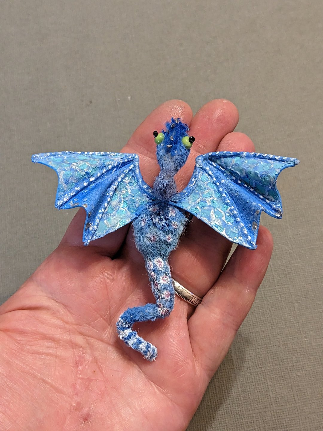 Blue Dragon - 3,5 cm. Symbolizes power, wisdom and kindness.ブルードラゴン.蓝色的龙 - 玩偶/公仔 - 其他材质 蓝色