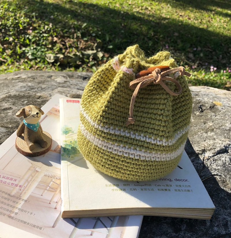 钩织工艺。双色苎麻束口化妆包(苹果绿) - 化妆包/杂物包 - 棉．麻 绿色