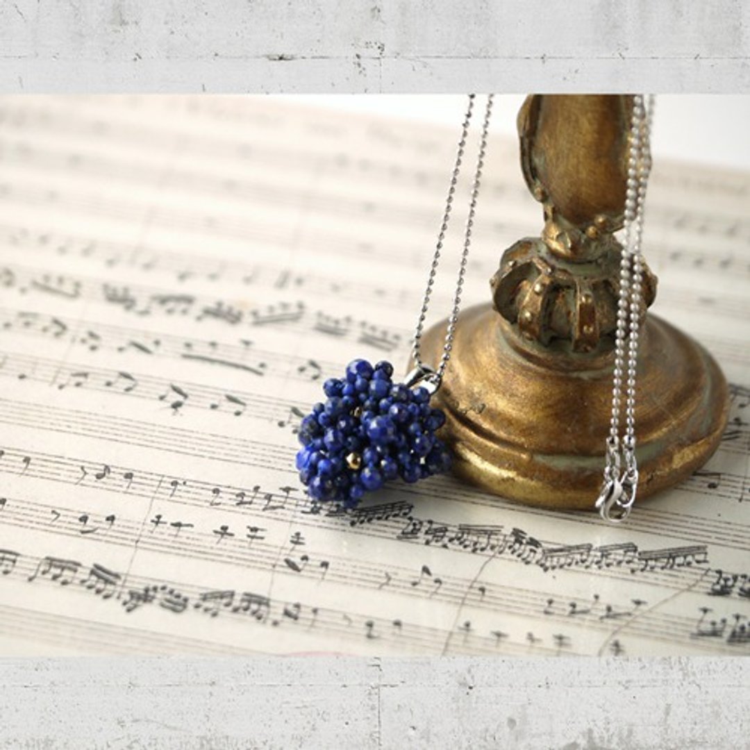 Kanon - Lapis lazuli pendant woven from the night sky - - 项链 - 宝石 