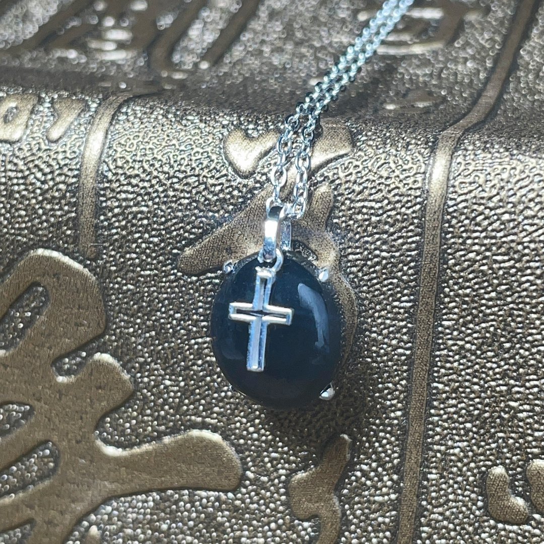 玉见主 玉 坠子 天然墨玉 10x12mm  A货 项錬 925 纯银 礼物 - 项链 - 玉石 黑色