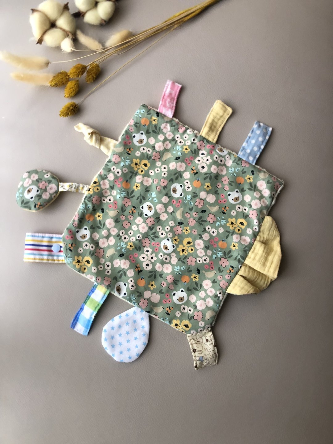 【宝宝学习安抚巾】－小熊花森林(绿色) - 玩具/玩偶 - 棉．麻 绿色