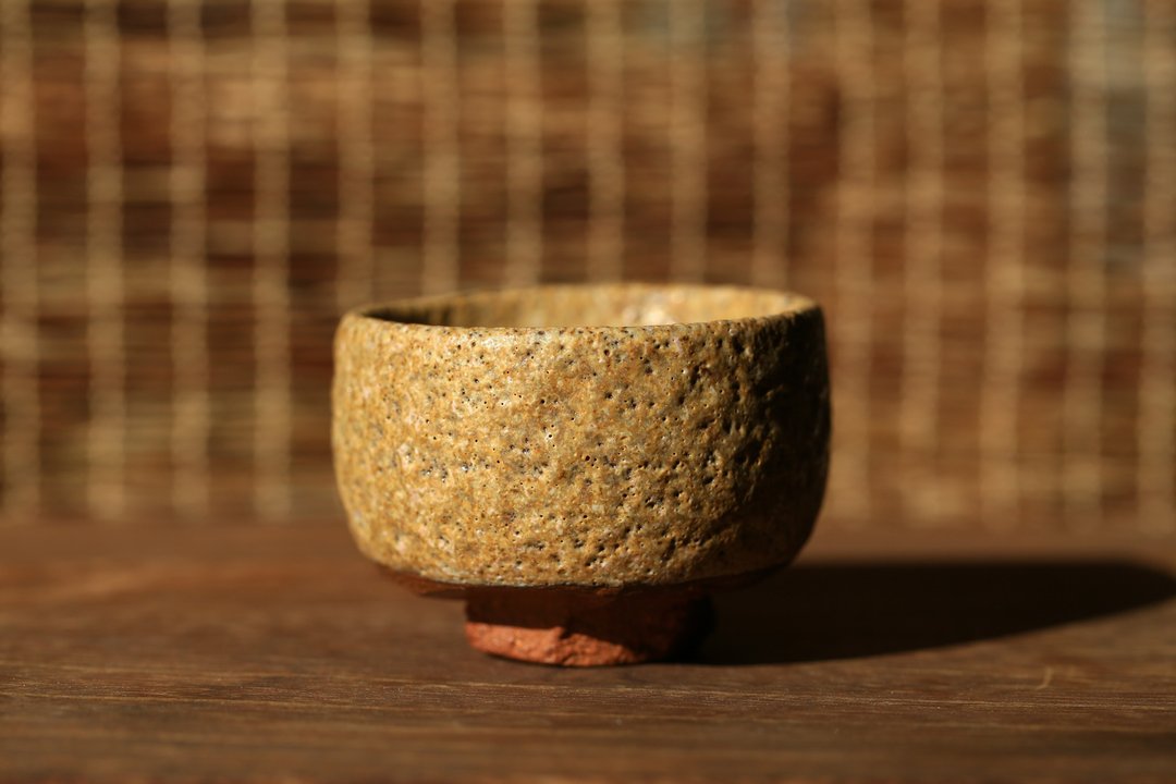 【 灰釉 】微虫蛀 黄栀子般 微手削  茶杯 酒杯 品茗杯 陶杯 - 茶具/茶杯 - 陶 黄色