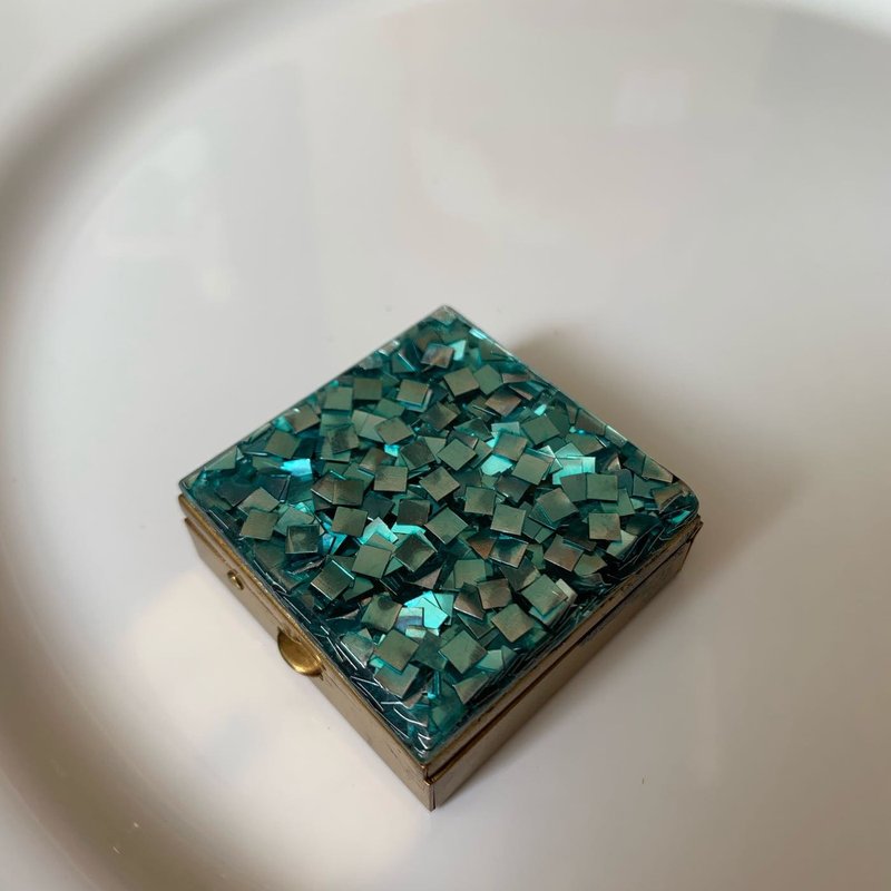 Vintage 亮片硬胶饰品盒 - 其他 - 其他金属 