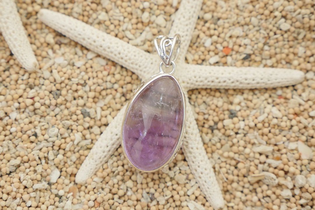 Healing stone, amethyst pendant top - 项链 - 石头 紫色