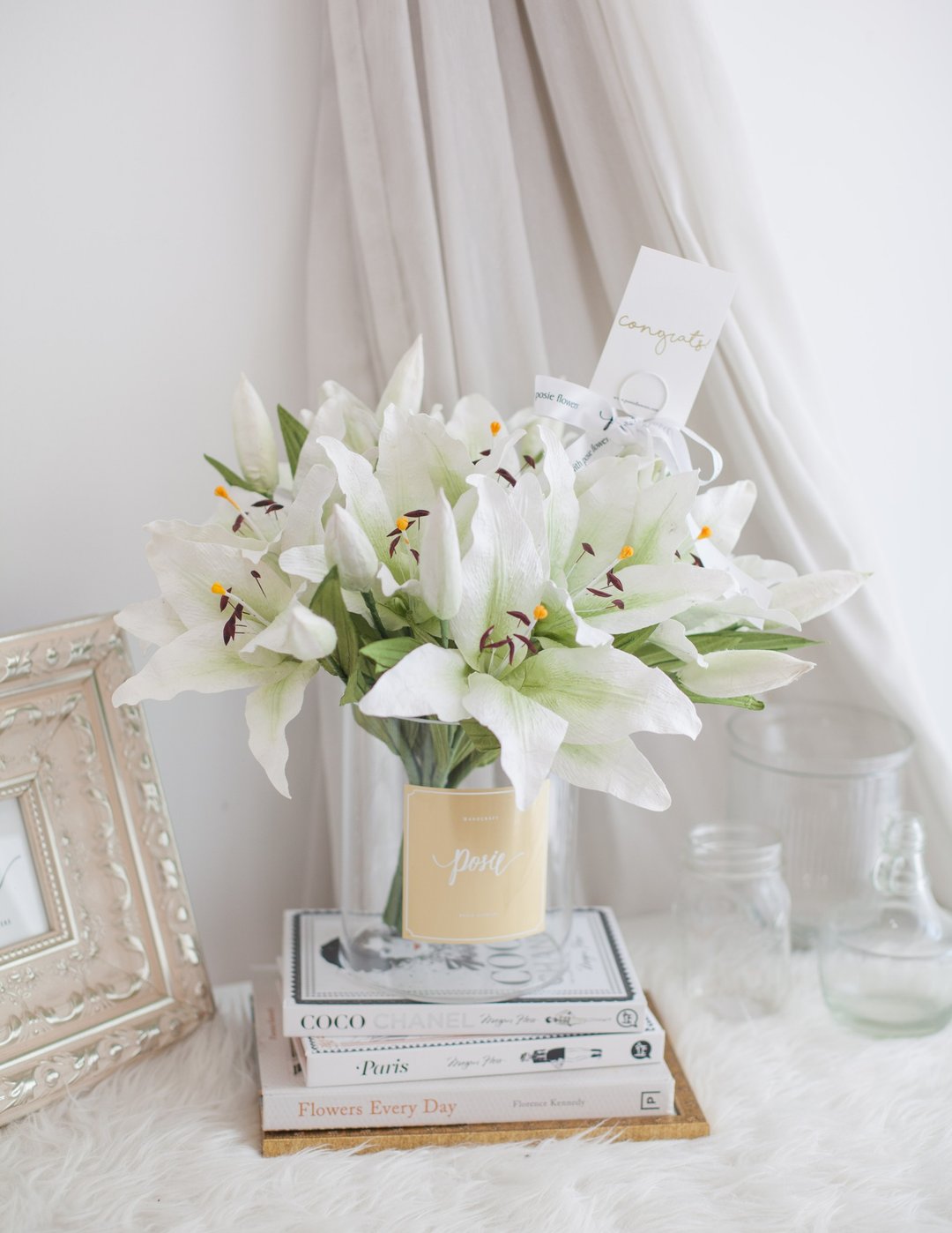 WHITE LILY ENGLISH | Hampton Vase Flower for Decoration - 摆饰 - 纸 白色