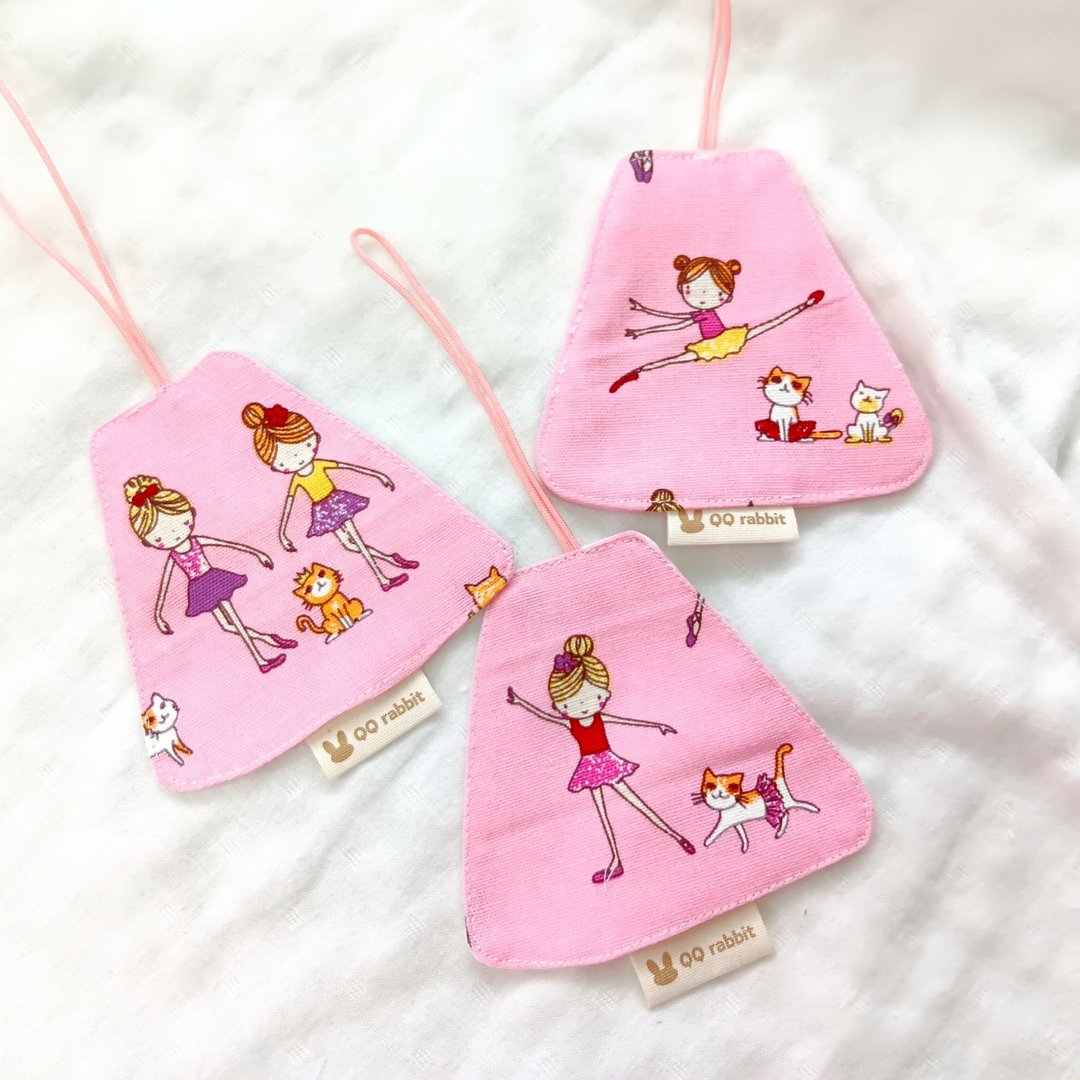 芭蕾舞女孩与猫咪-3款。微厚手感姓名吊牌 名牌 吊饰。定制中英文 - 其他 - 棉 粉红色