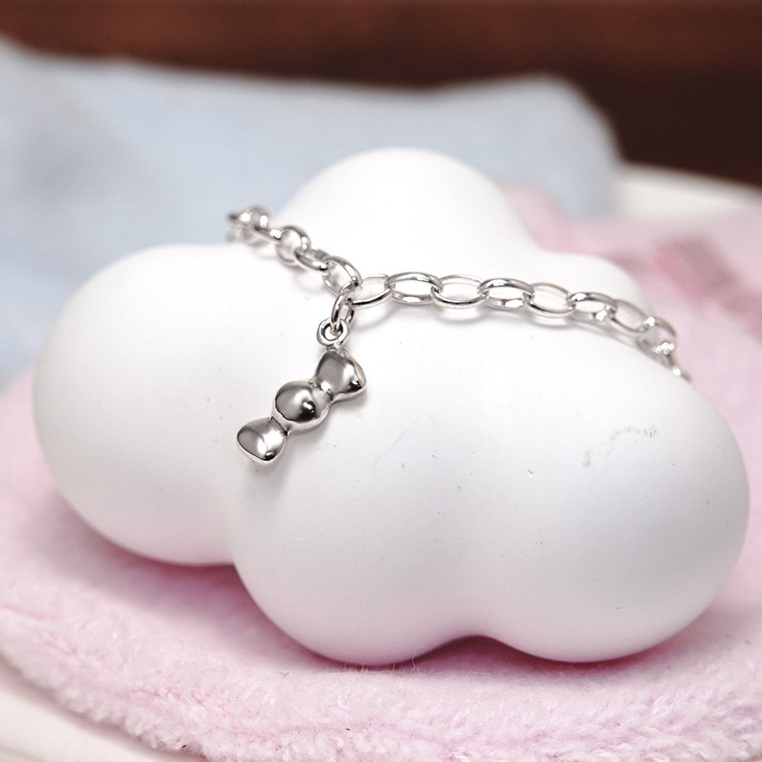 蝴蝶结糖果 纯银儿童手链 刻字订制 宝宝手链 - 婴儿饰品 - 纯银 银色