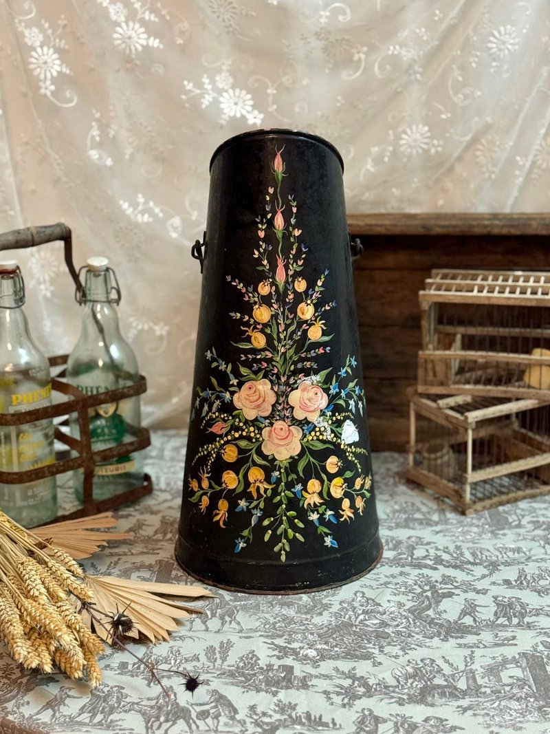 SA订(6/18) 50328-迷人法国古董手绘珐琅木炭桶 - 摆饰 - 其他金属 