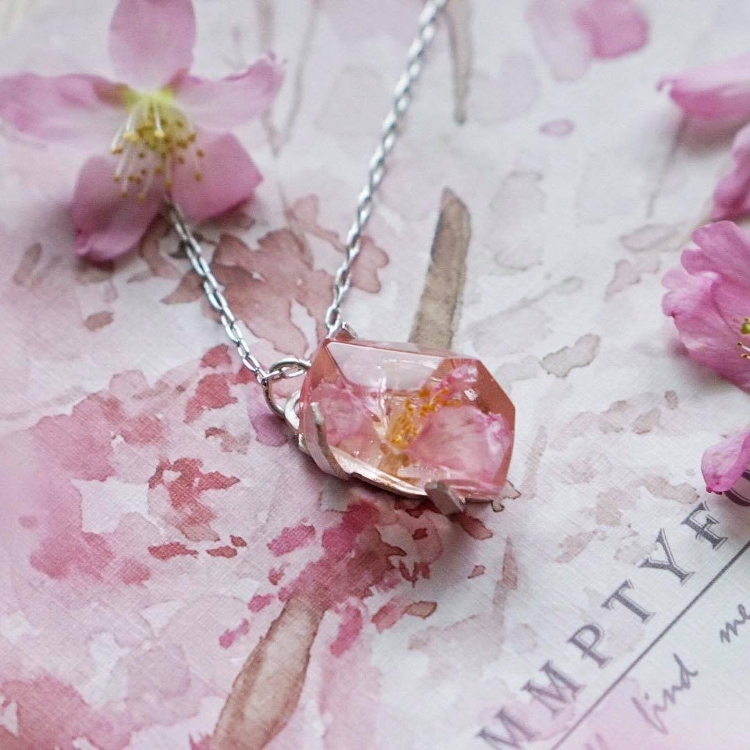 桜の季节 - 春季限定 樱花宝石925纯银项链 - 项链 - 植物．花 