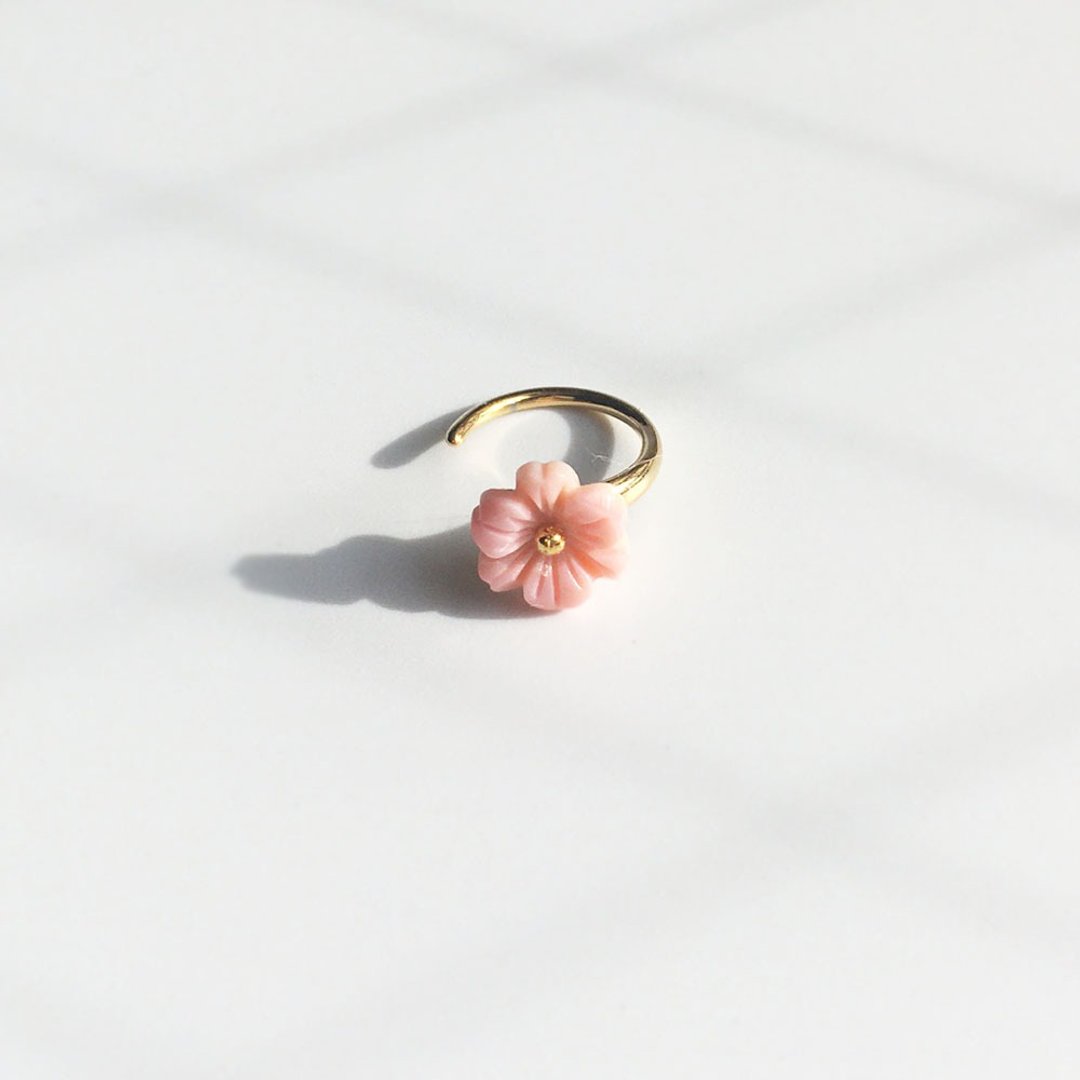 1 grain queen conch shell ear cuff - 耳环/耳夹 - 宝石 粉红色