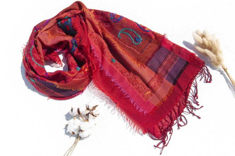 克什米尔红色 印度喀什米尔羊毛围巾 刺绣羊毛披肩 针织围巾 刺绣围巾 羊绒披巾 编织围巾 喀什米尔Cashmere-花朵 - 围巾/披肩 - 羊毛 多色