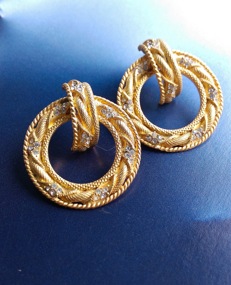 Vintage Jewelry 西洋古董饰品 哑光 门环式 经典 针式耳环 - 耳环/耳夹 - 其他金属 金色