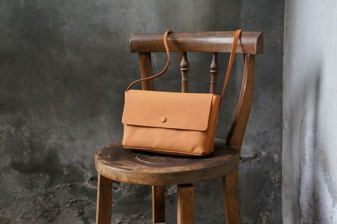 2019年款 肩侧背 大 shoulder bag(可定制刻字) - 侧背包/斜挎包 - 真皮 橘色
