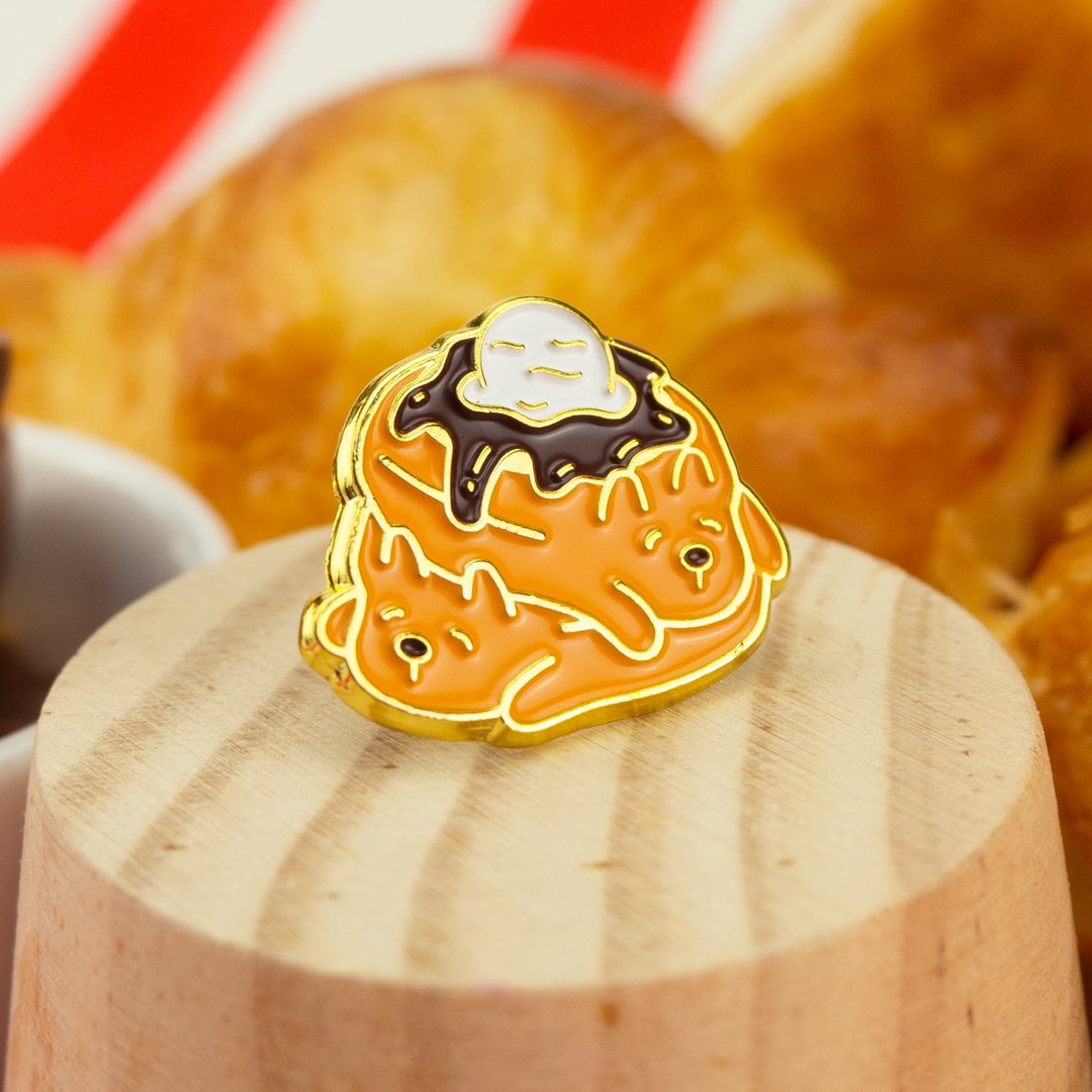 Woofles Enamel Pin - 胸针 - 其他金属 橘色