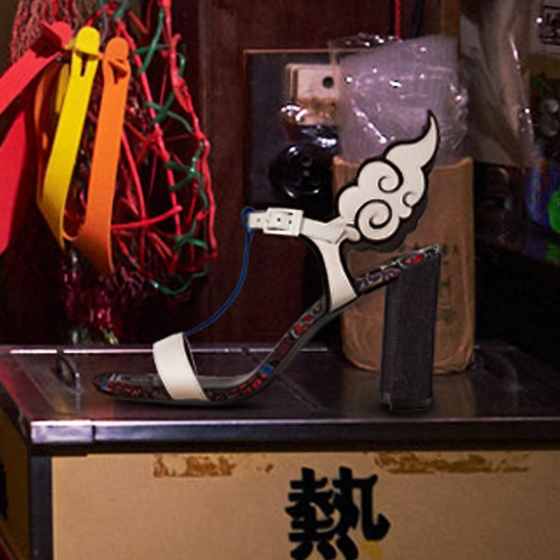 | HOA | 小圆头T带绕脚粗跟鞋 | 白色 | 5247 | - 高跟鞋 - 人造皮革 白色