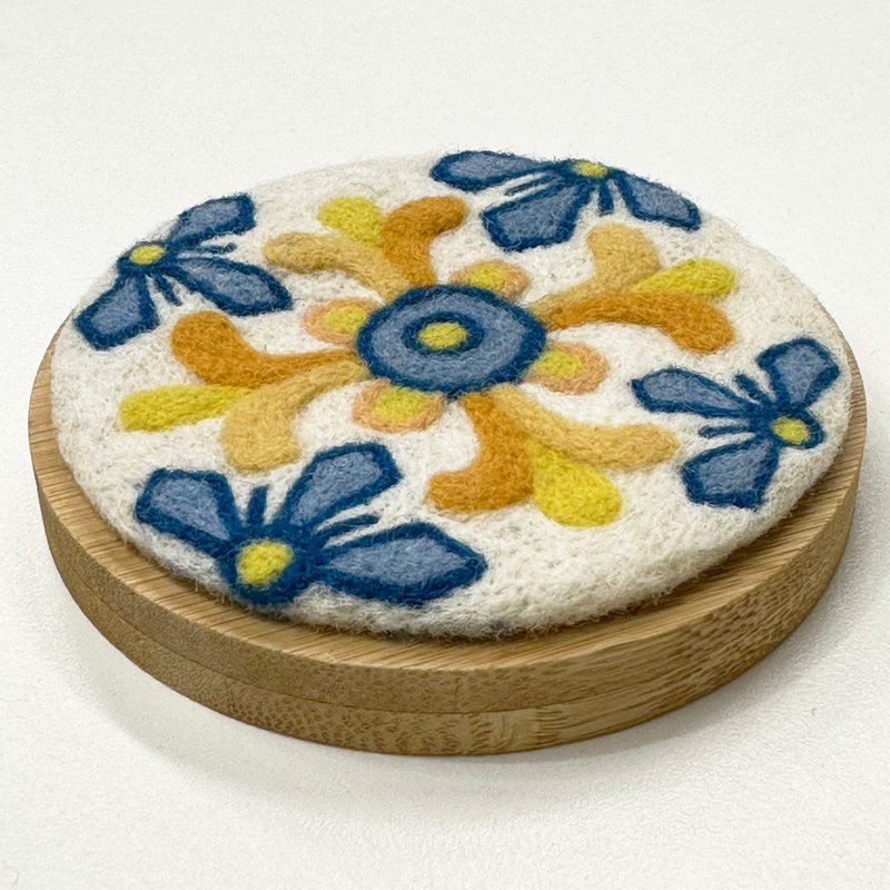 台湾传统特色花砖  羊毛毡 - 杯垫 - 羊毛 白色