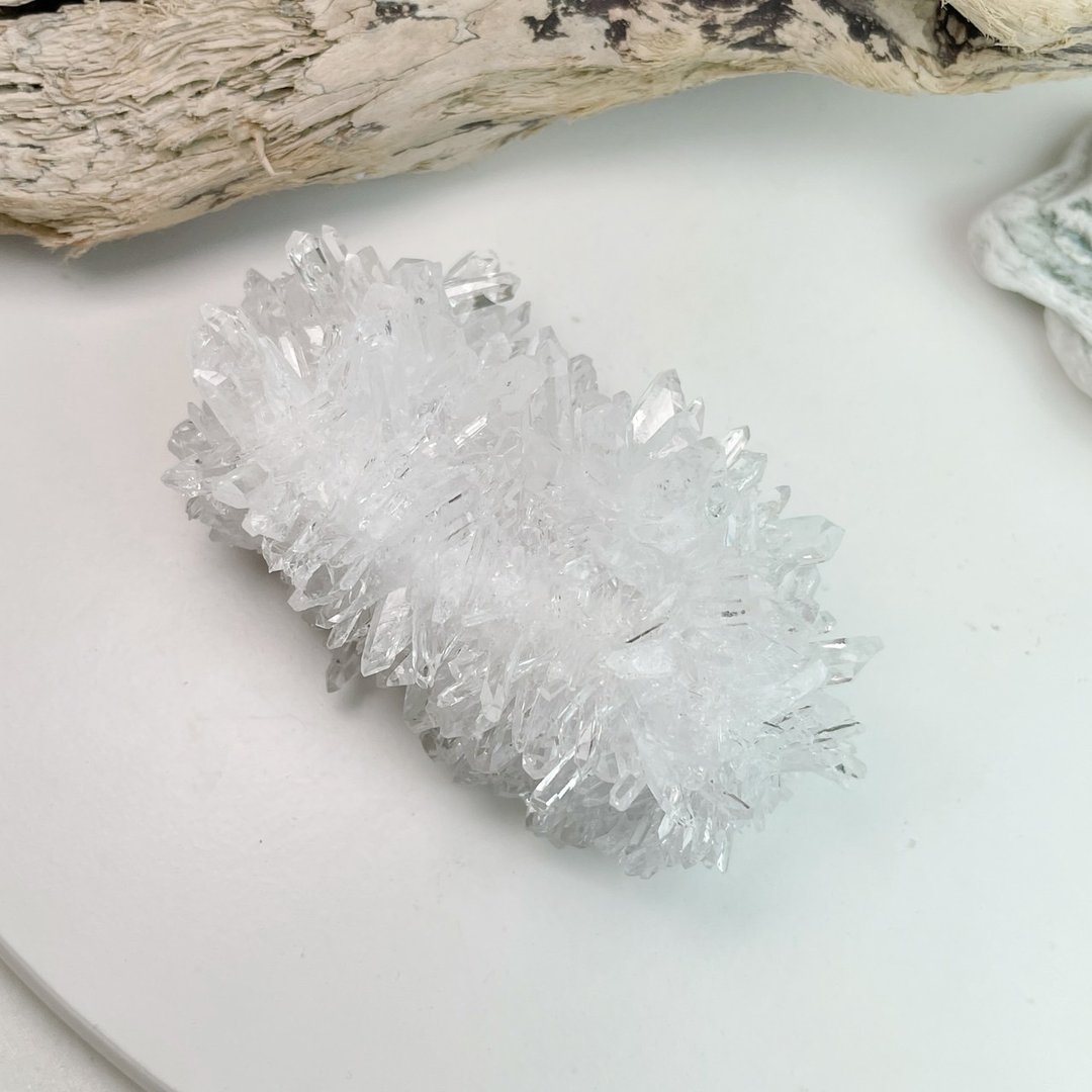 挡煞平安/改善磁场-顶级旺花白水晶簇原矿摆件 - 摆饰 - 水晶 