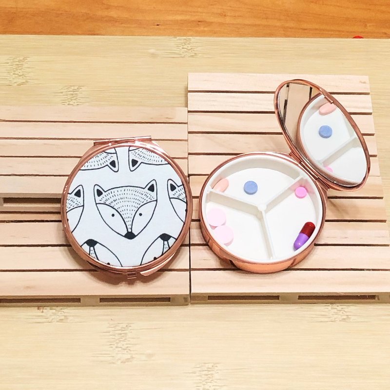 可爱狐狸/便携式药盒.药品分格收纳盒.耳环小饰品可收纳 - 收纳用品 - 棉．麻 白色