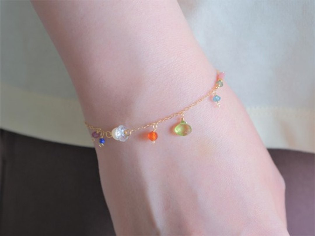 New!Peridot bracelet: Peridot x Carnelian x Apatite Chain Bracelet Natural Stone - 手链/手环 - 宝石 