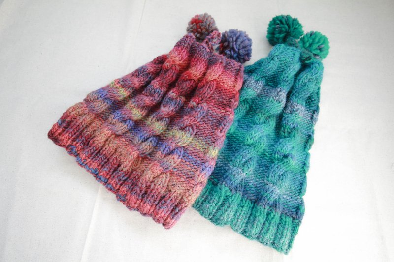 Araignee Design *手作针织毛帽 -Naughty Top 澳洲雪帽球球款 //红色＆彩色渐层 欧风色系 Urban风 - 帽子 - 羊毛 红色