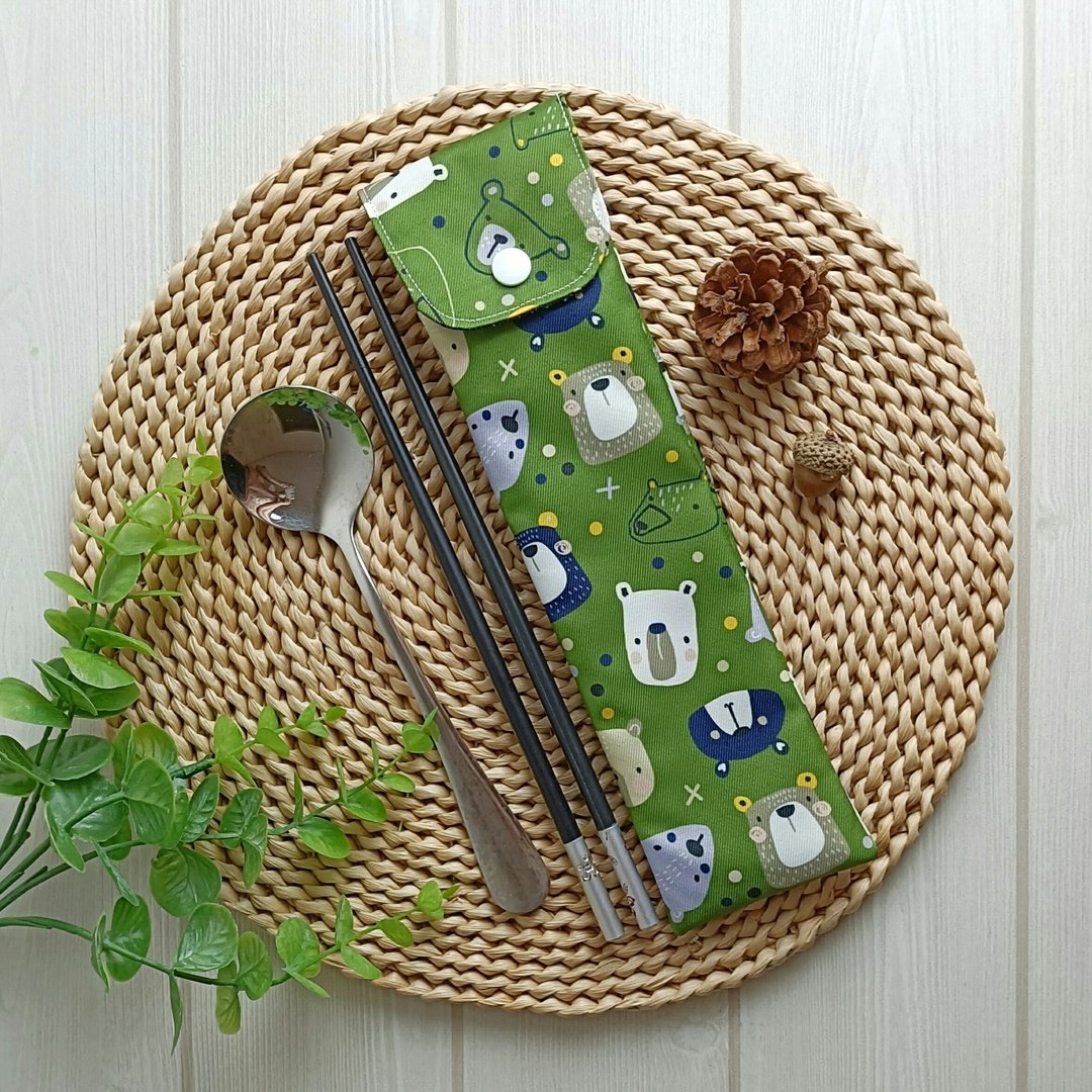 【防水餐具袋】可爱熊 / 盥洗袋 - 餐刀/叉/匙组合 - 棉 绿色