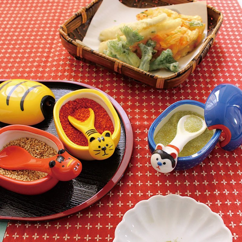 日本Decole 调味盒连小匙 - 日式可爱小张子 - 调味罐/酱料瓶 - 陶 