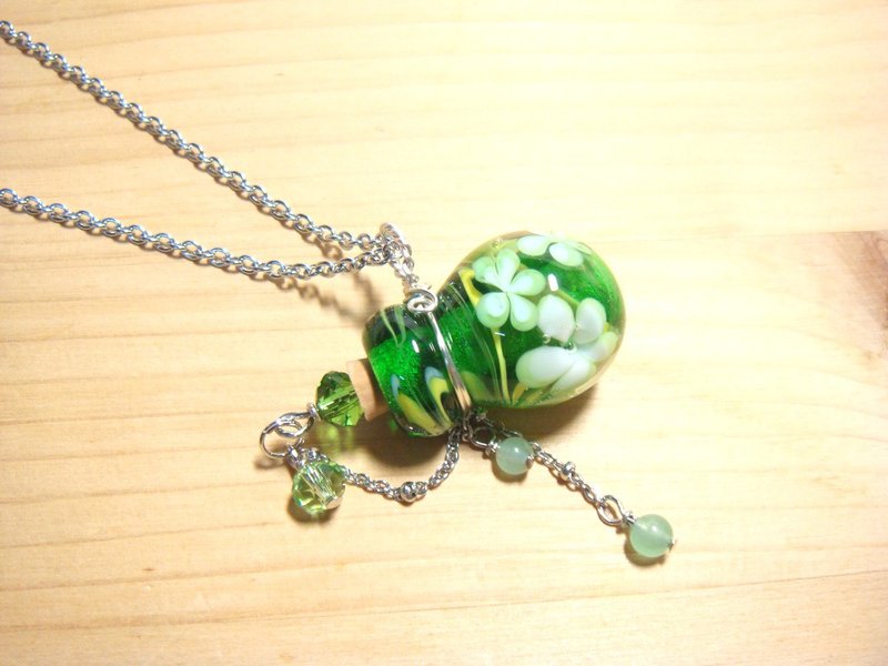 柚子林琉璃 - 精油瓶 -花霏花 - 柳浅绿 -双层花工法(圆身瓶) - 项链 - 琉璃 绿色