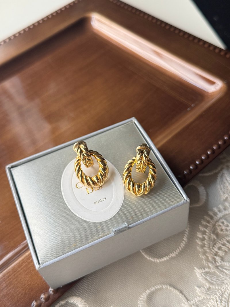 中古正品Christian Dior镀金耳夹 古董珠宝首饰 独一无二 德国制 - 耳环/耳夹 - 其他金属 金色