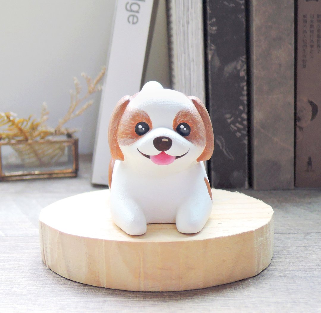 查理士王小猎犬摆饰 名片架 手机架 手工木制疗愈小木雕公仔 - 摆饰 - 木头 卡其色