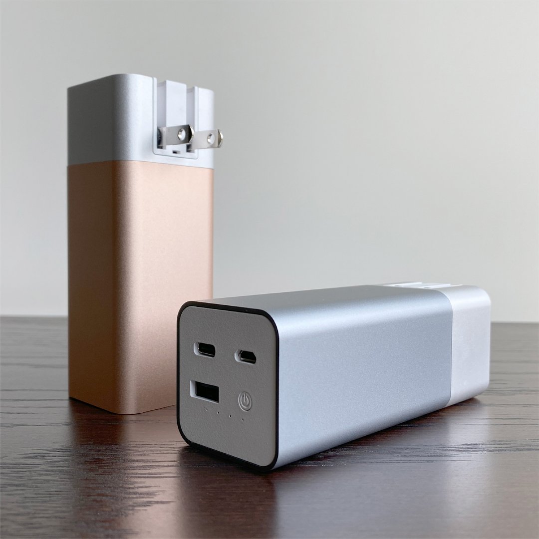 【超值组】ENABLE Traveler+ 旅充式行动电源 20100(2入10050mAh) - 其他 - 其他金属 多色
