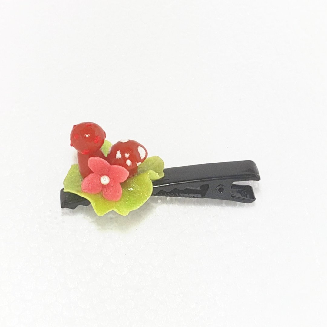 叶子上的蘑菇发夹 浏海夹 - 发饰 - 粘土 红色