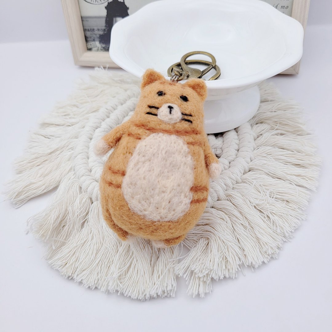 佩宁手作│胖胖-橘猫│猫咪羊毛毡.钥匙圈.吊饰│ - 吊饰 - 羊毛 