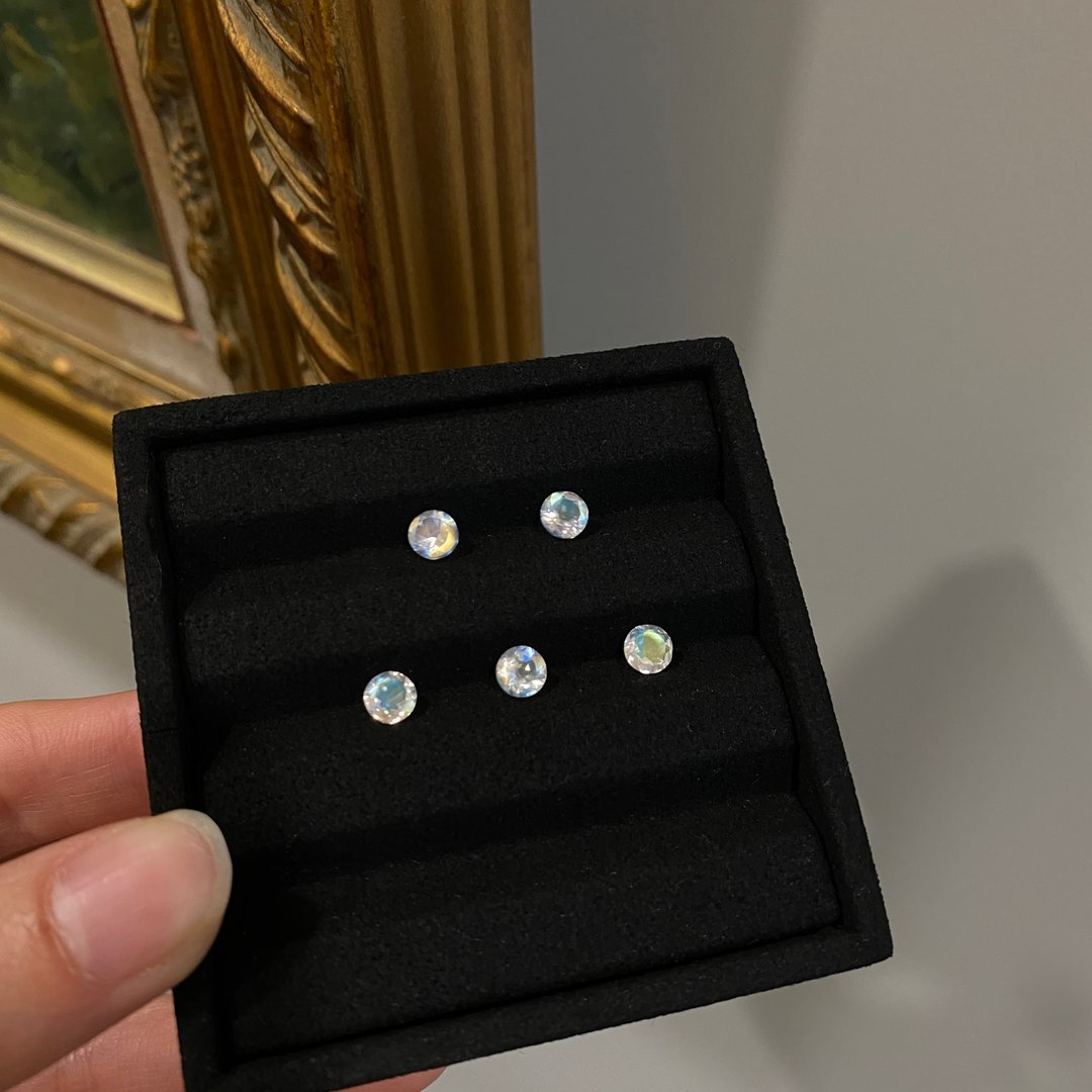 【裸石】彩虹斜长石 彩虹月光石 Rainbow Moonstone 5mm 圆形宝石 - 项链 - 宝石 透明