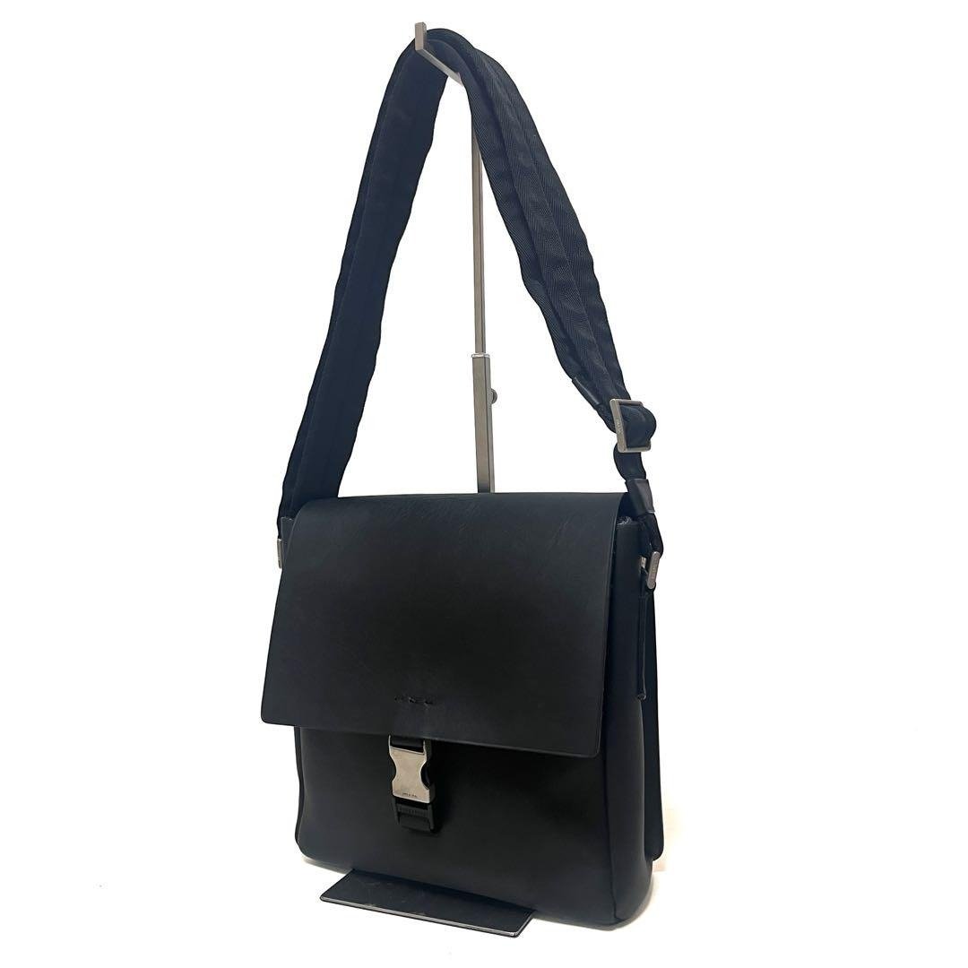 正品 Prada 普拉达 肩背包 皮革 黑色 男士 斜挎 V177 良好品 中古 - 侧背包/斜挎包 - 真皮 黑色