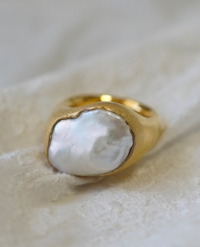 SV Baroque pearl Ring | 巴洛克珍珠戒指 - 戒指 - 其他金属 金色