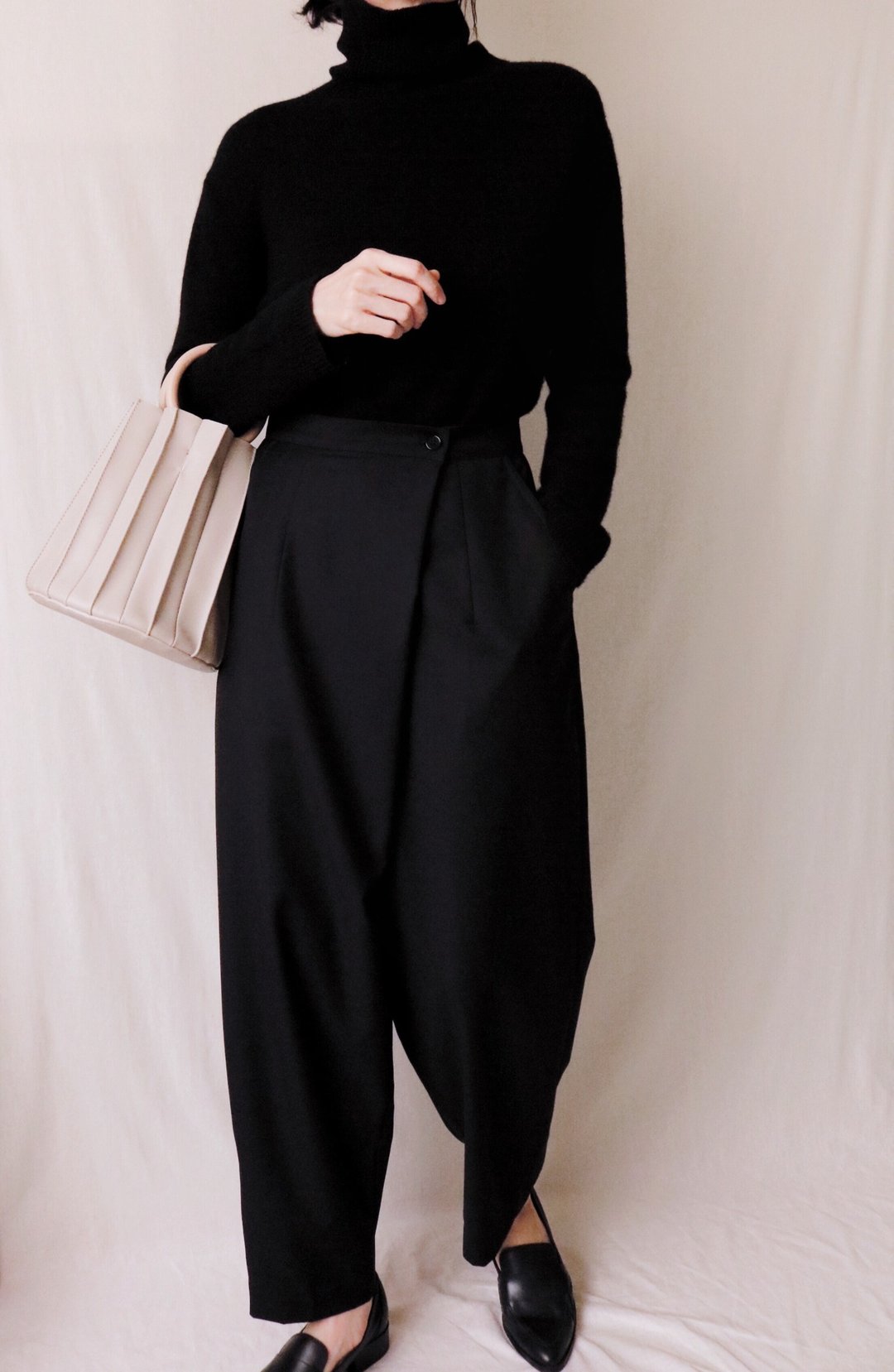 Lucca Pants 意大利进口西装棉布剪裁斜折宽裤 可订做颜色 - 女装长裤 - 棉．麻 