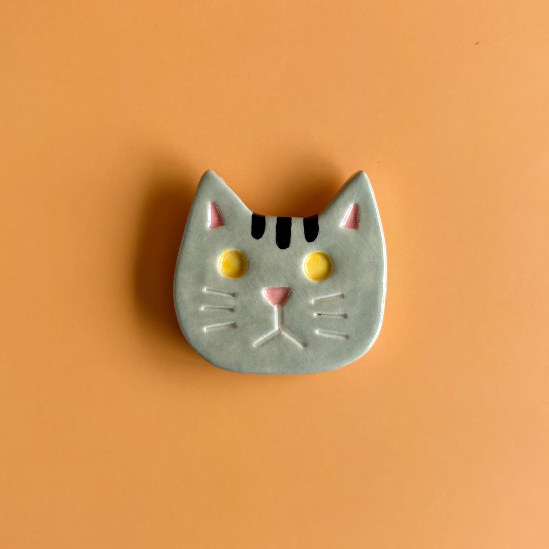 陶瓷猫磁铁 - 冰箱贴/磁贴 - 陶 灰色