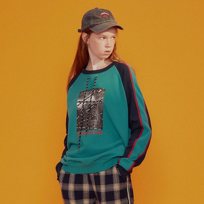 【Off-season sale】中性款 袖拼接圆领T运动衫 / 甲虫绿 - 女装上衣 - 棉．麻 绿色