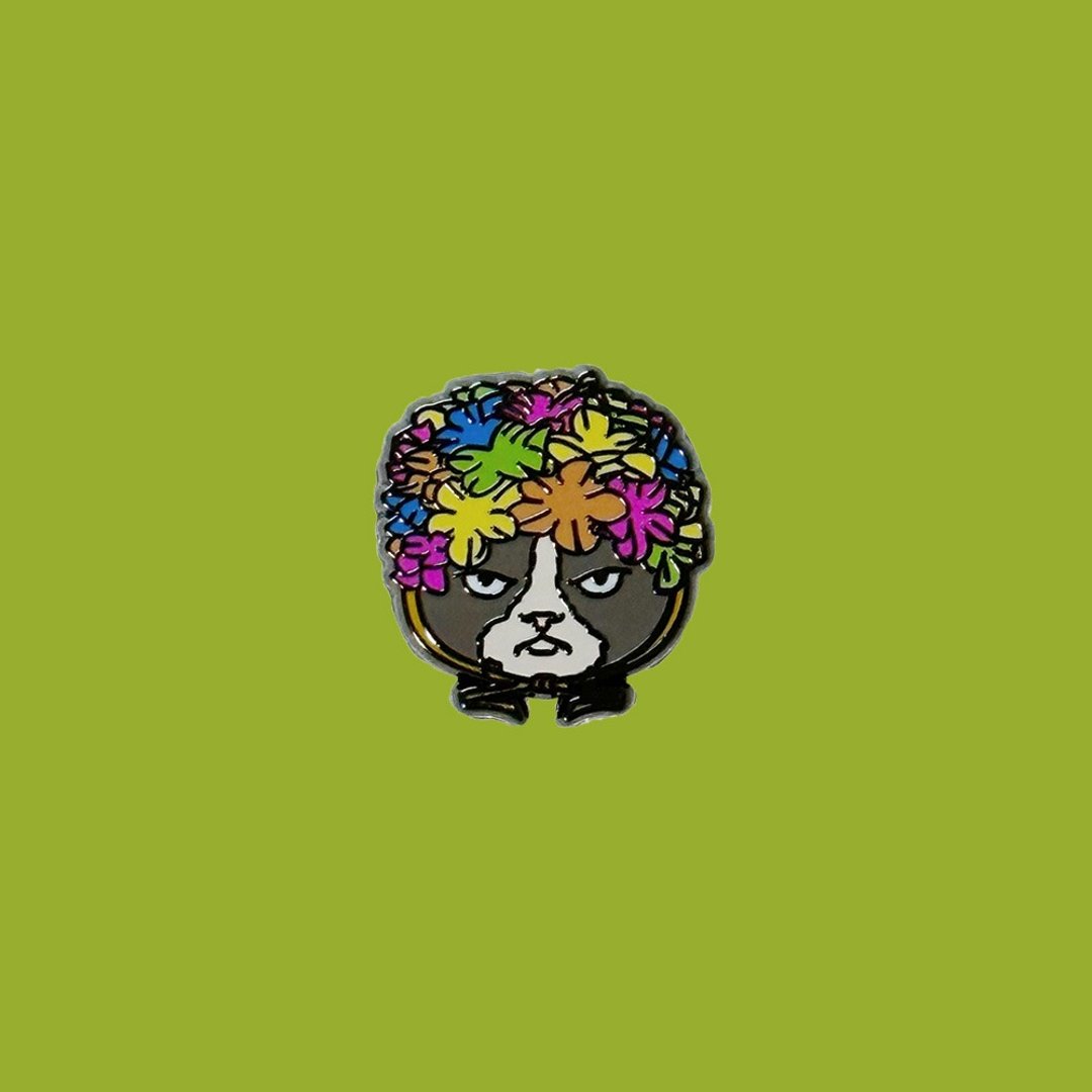 臭脸猫徽章别针 - 胸针 - 其他金属 多色