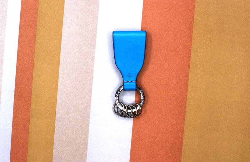 土耳其蓝植鞣皮革钥匙圈-定制化蓝色熨字(自选文字，全球免运) - 钥匙链/钥匙包 - 真皮 蓝色