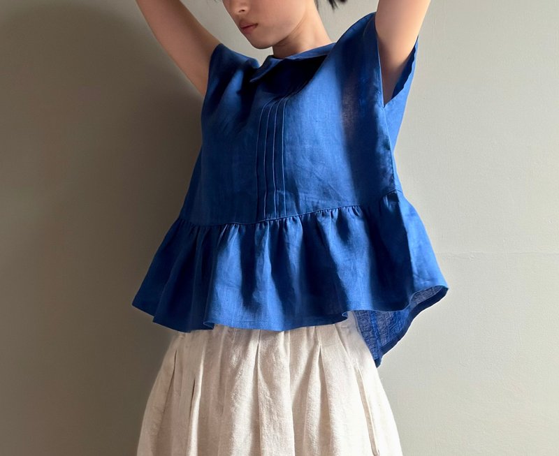 王妃的花园/古典风琴折钴蓝色亚麻小翻领法式袖伞型小上衣 - 女装背心 - 棉 蓝色