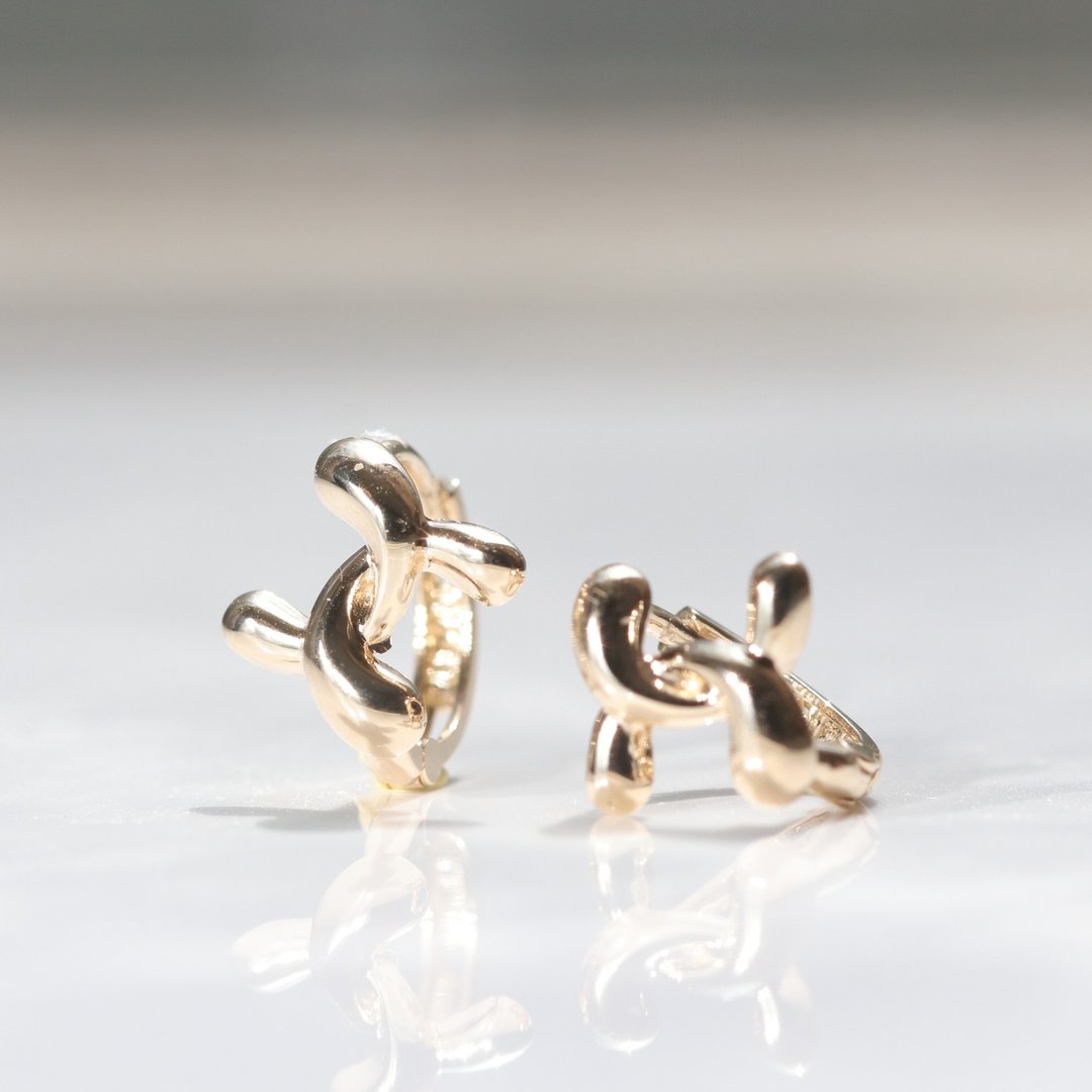 14K 交叉造型耳扣耳环 (内径 8mm) - 耳环/耳夹 - 贵金属 金色