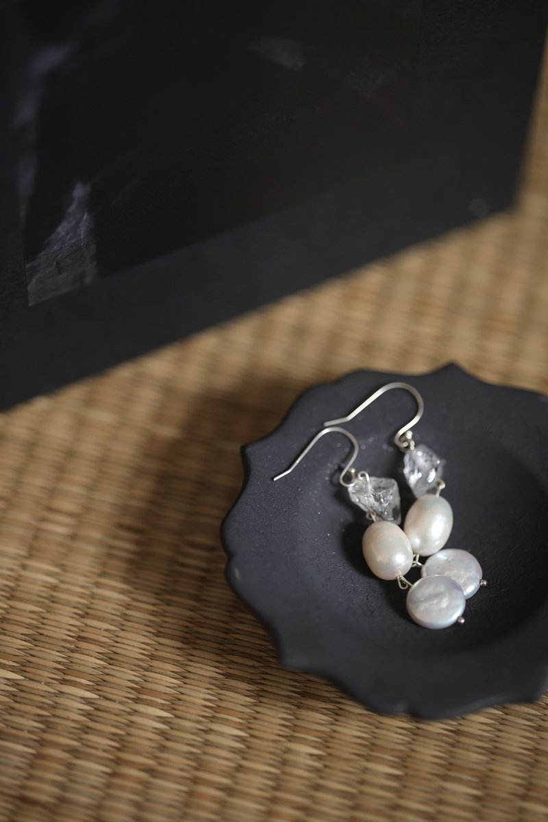 霜语白水晶珍珠纯银耳环　可改耳夹 - 耳环/耳夹 - 珍珠 白色
