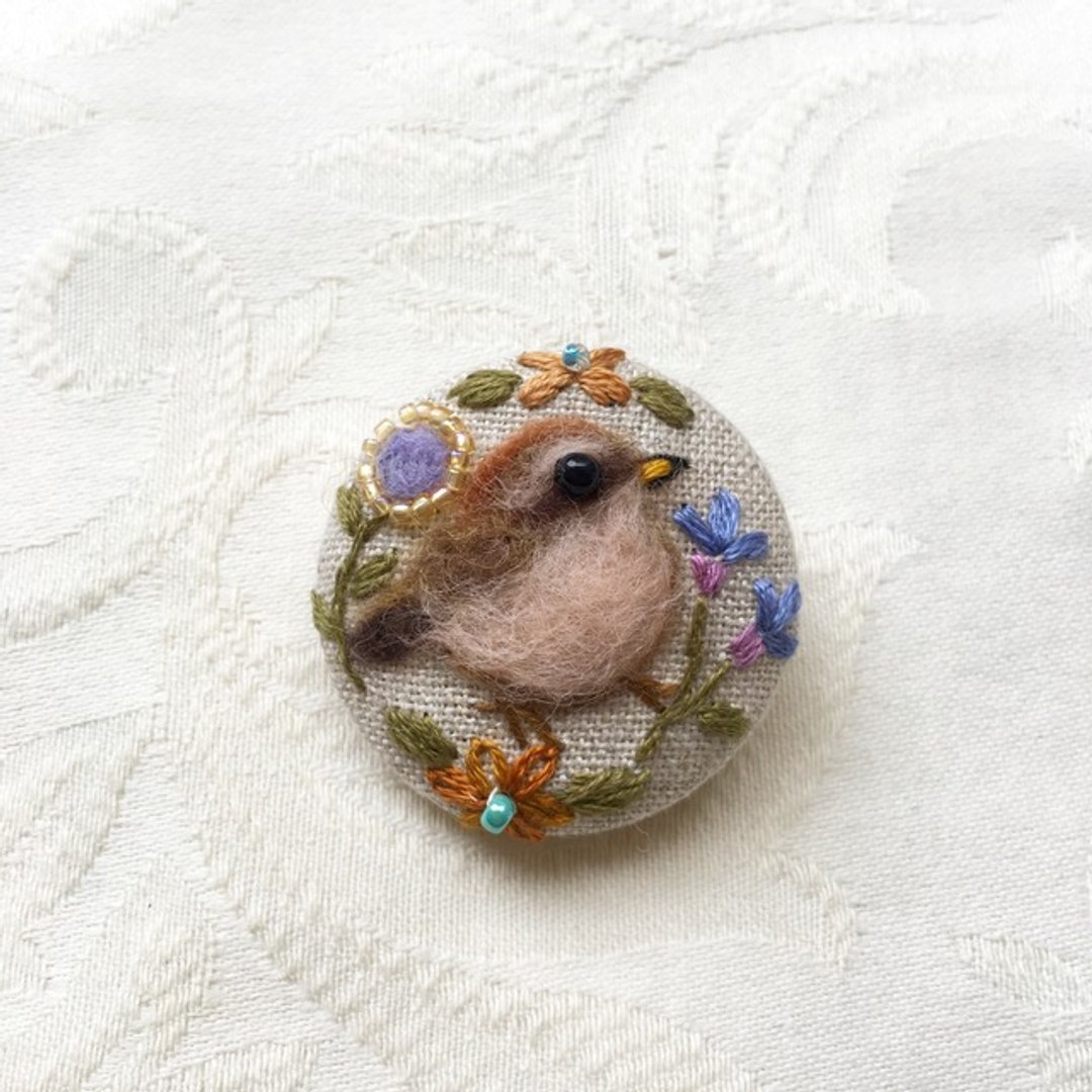 brooch of chick - 胸针 - 棉．麻 卡其色