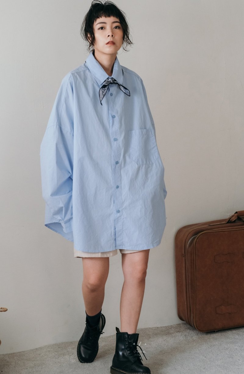 住海线极宽薄衬衫 中性舒适简约薄外搭 - 2色 - 职人蓝 - 女装衬衫 - 棉．麻 蓝色