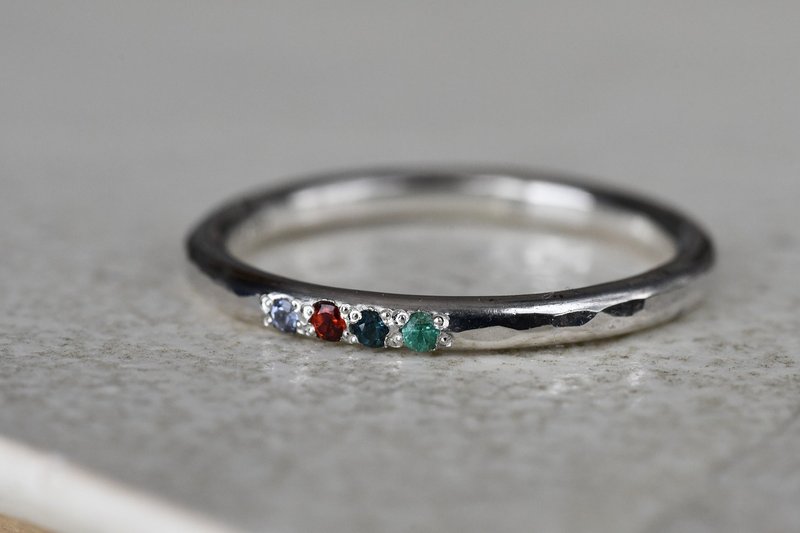 链接日常的故事 坦桑石・石榴石・蓝色碧玺・绿宝石 - 戒指 - 其他金属 银色