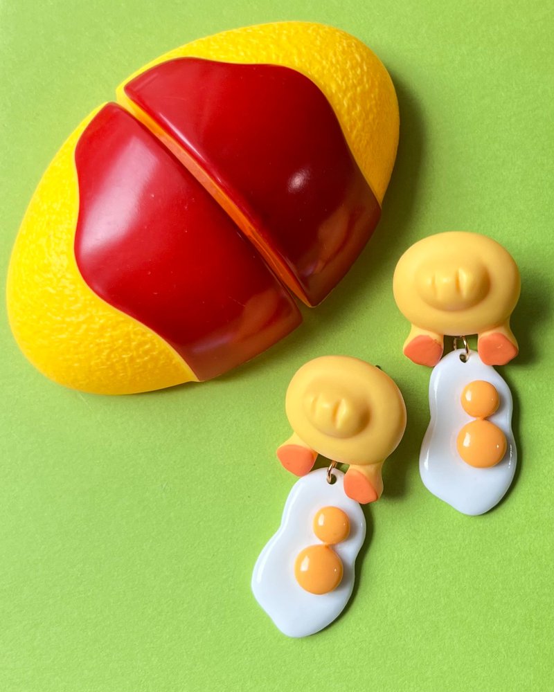 其实是三胞胎- 小鸡屁屁耳环 - 耳环/耳夹 - 树脂 黄色