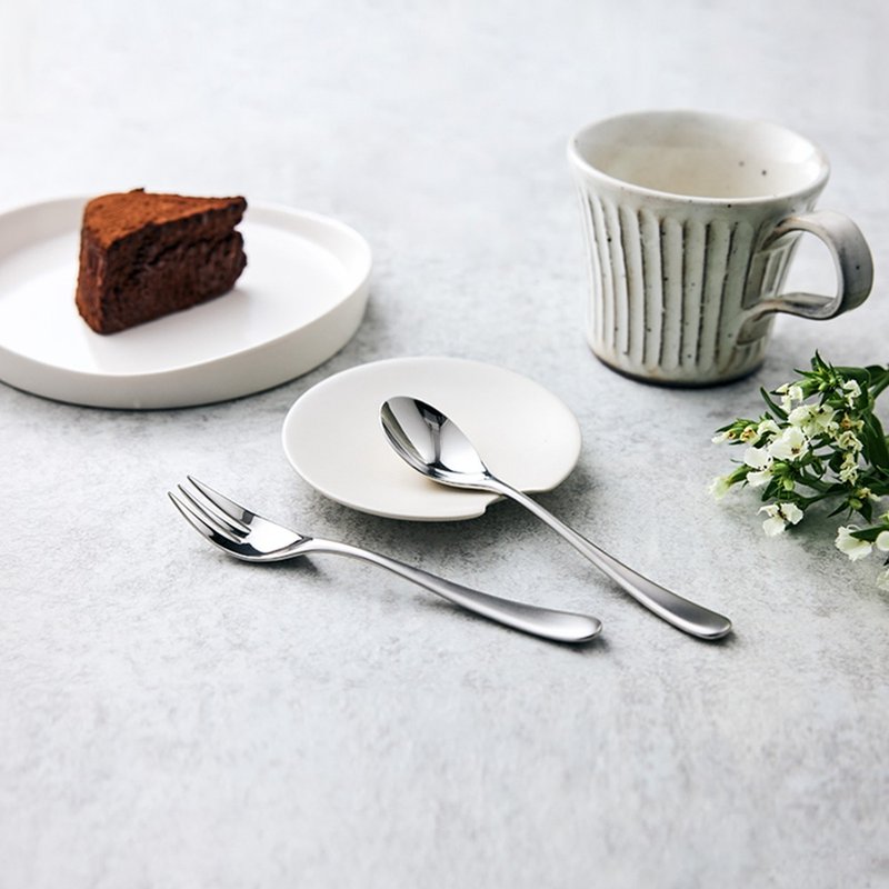 日本山崎金属 - AQUATIQUE系列 - 雾面不锈钢点心叉匙组(2件式) - 餐刀/叉/匙组合 - 其他金属 银色