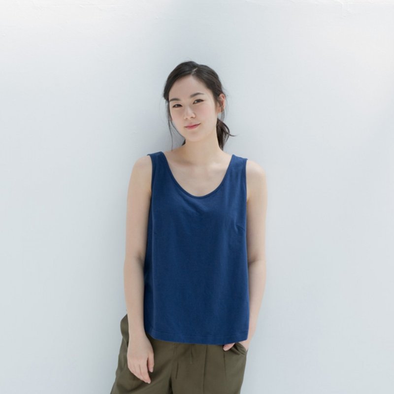 小雨伞圆领背心-月下散步 - 女装上衣 - 棉．麻 蓝色